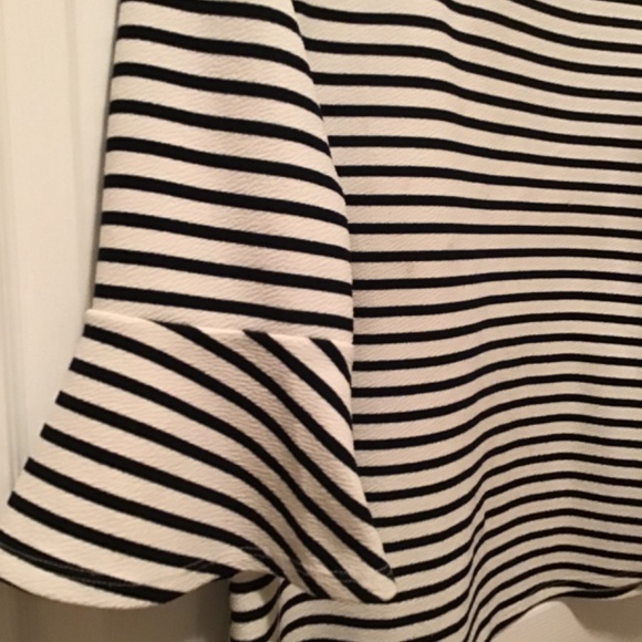 Green envelope top - Picture 2 of 3